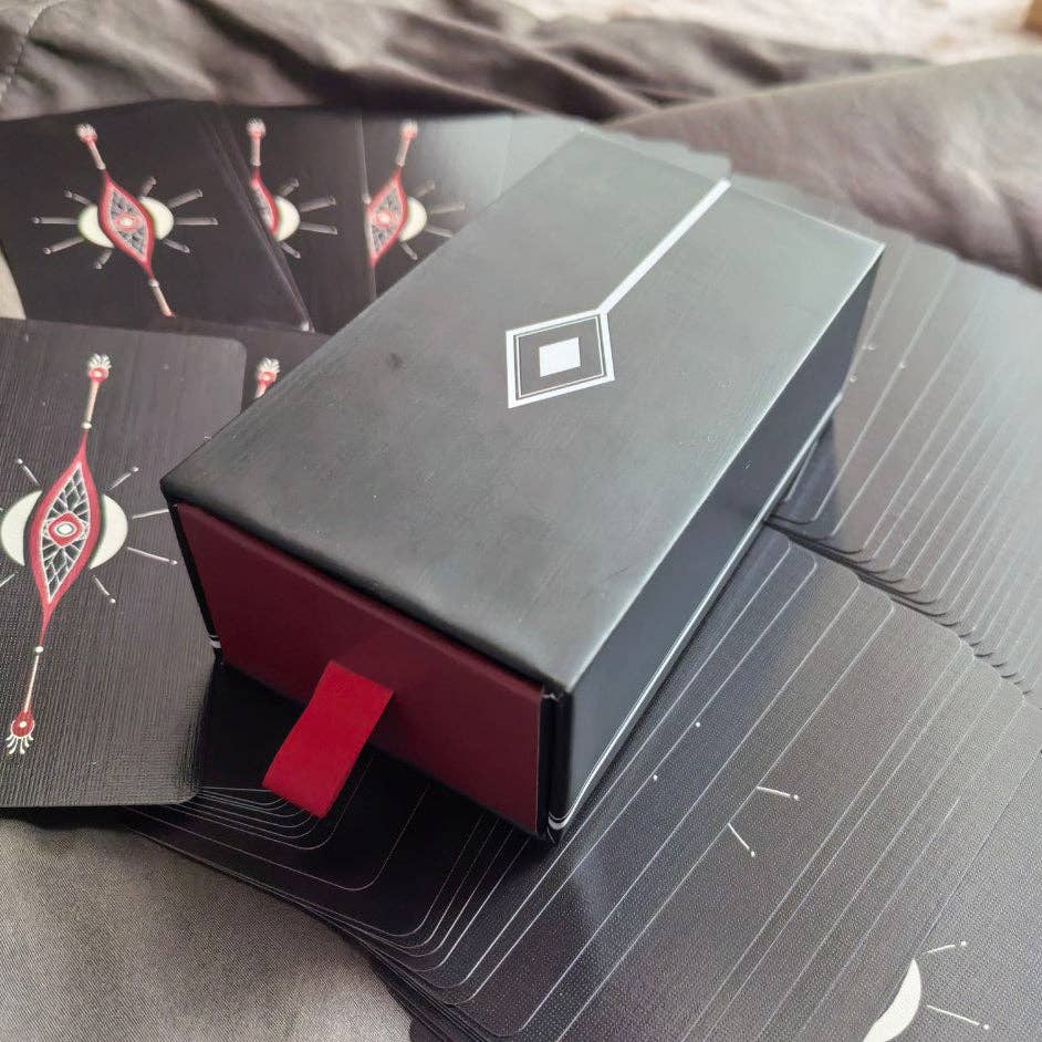 Dirty Red Tarot: Portable