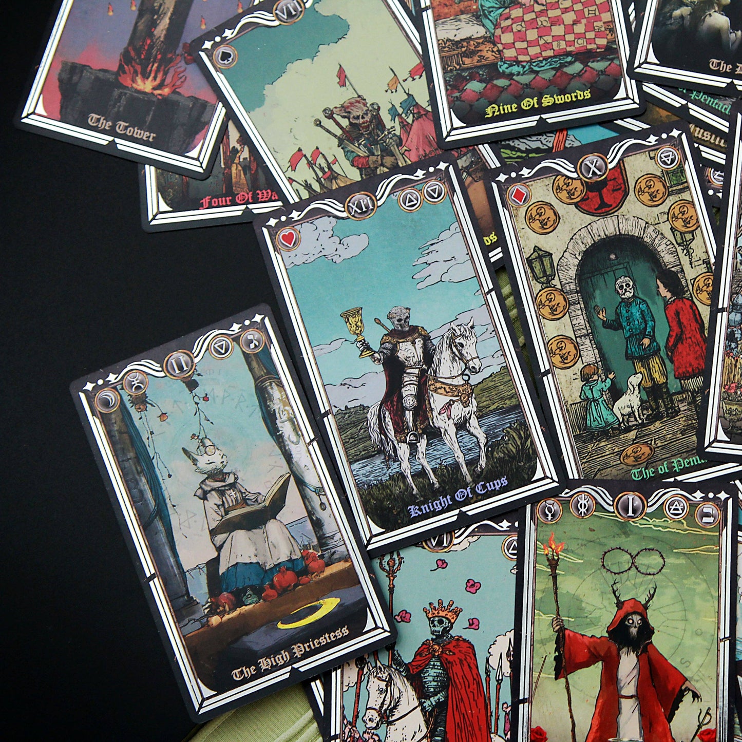 Revenant Tarot: Portable