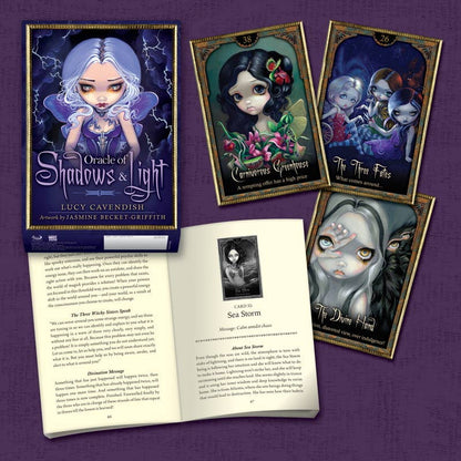 Oracle of Shadows and Light by Lucy Cavendish: Flashcards; 160 pages / English