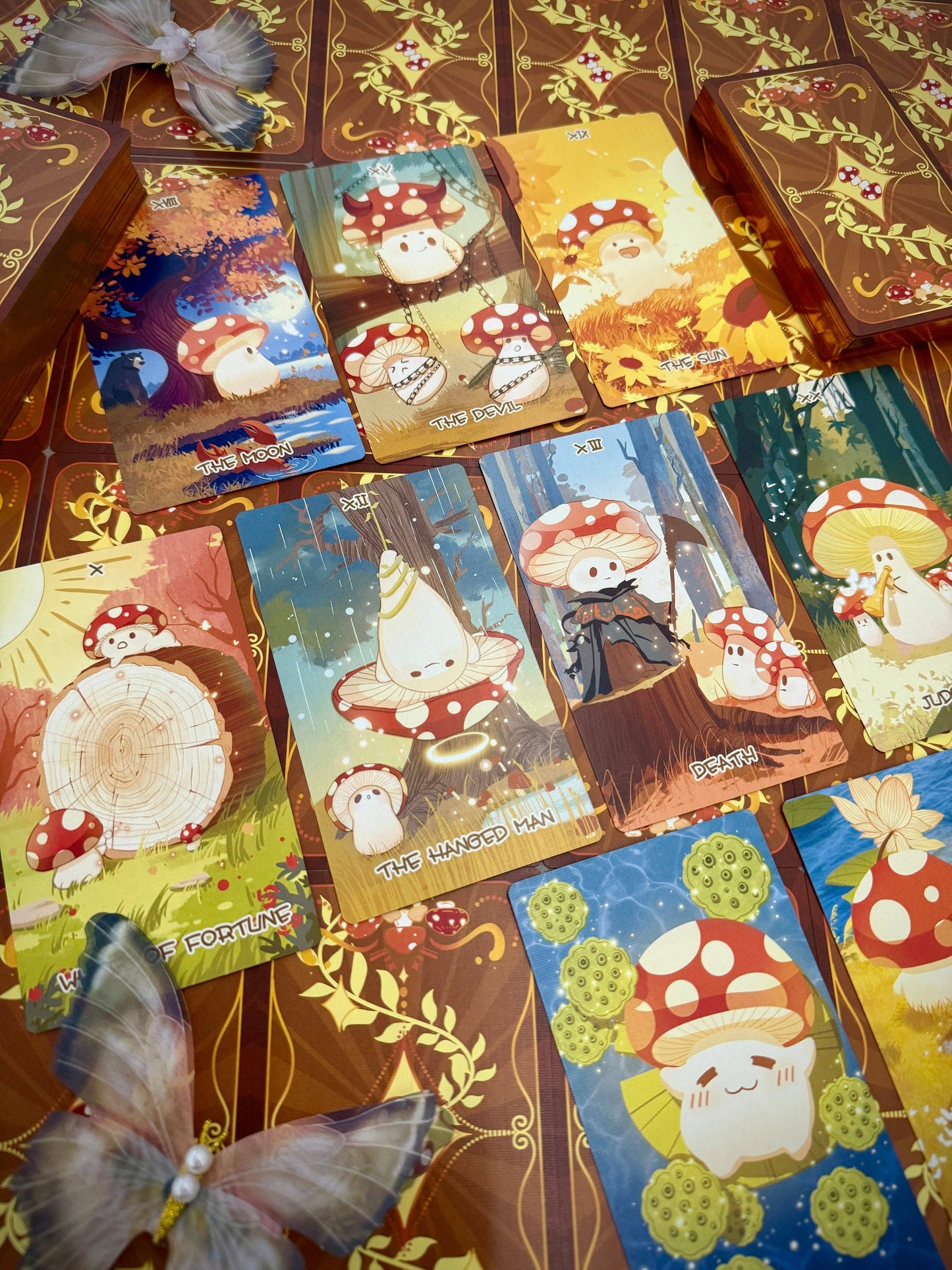 Mushroom Tarot: Deluxe